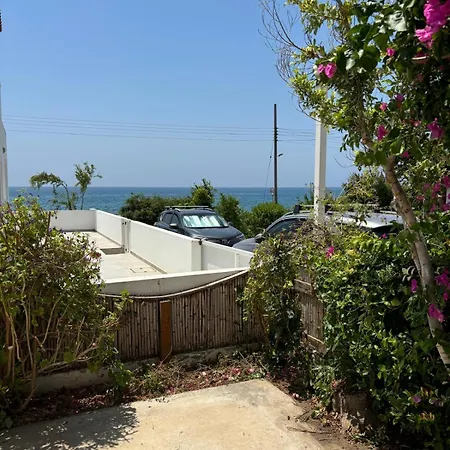 Seaview Sanctuary House *