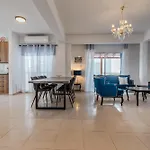 Seaview Sanctuary House *