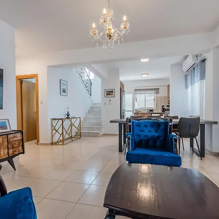 Seaview Sanctuary House * Larnaca